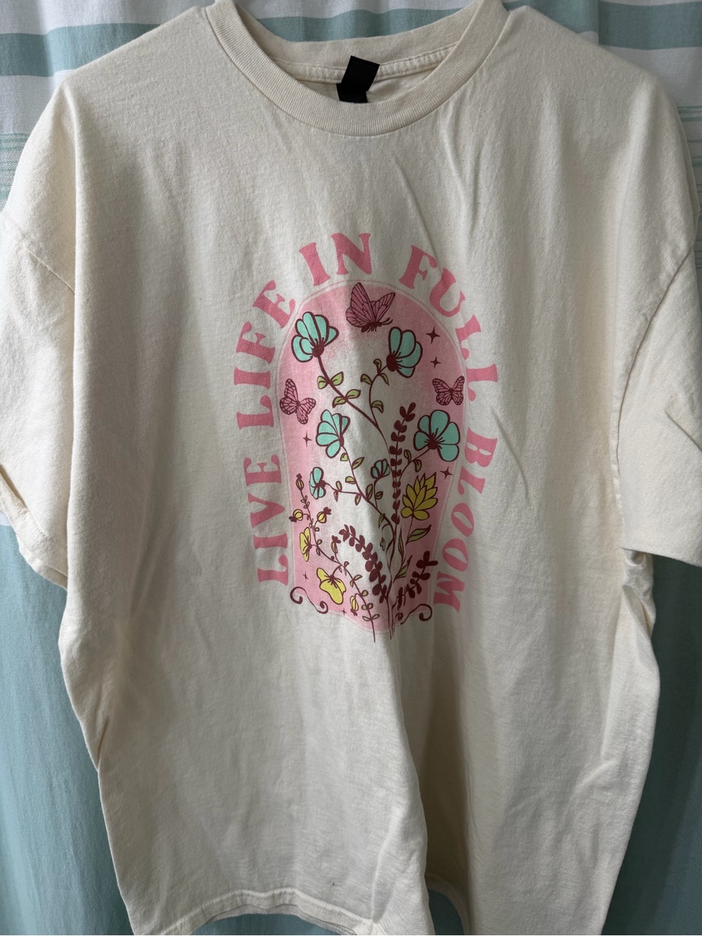 Bloom graphic tee
